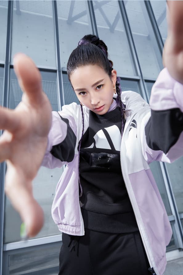 adidas 释出 Future of Sportswear 和 Outer Jacket 系列