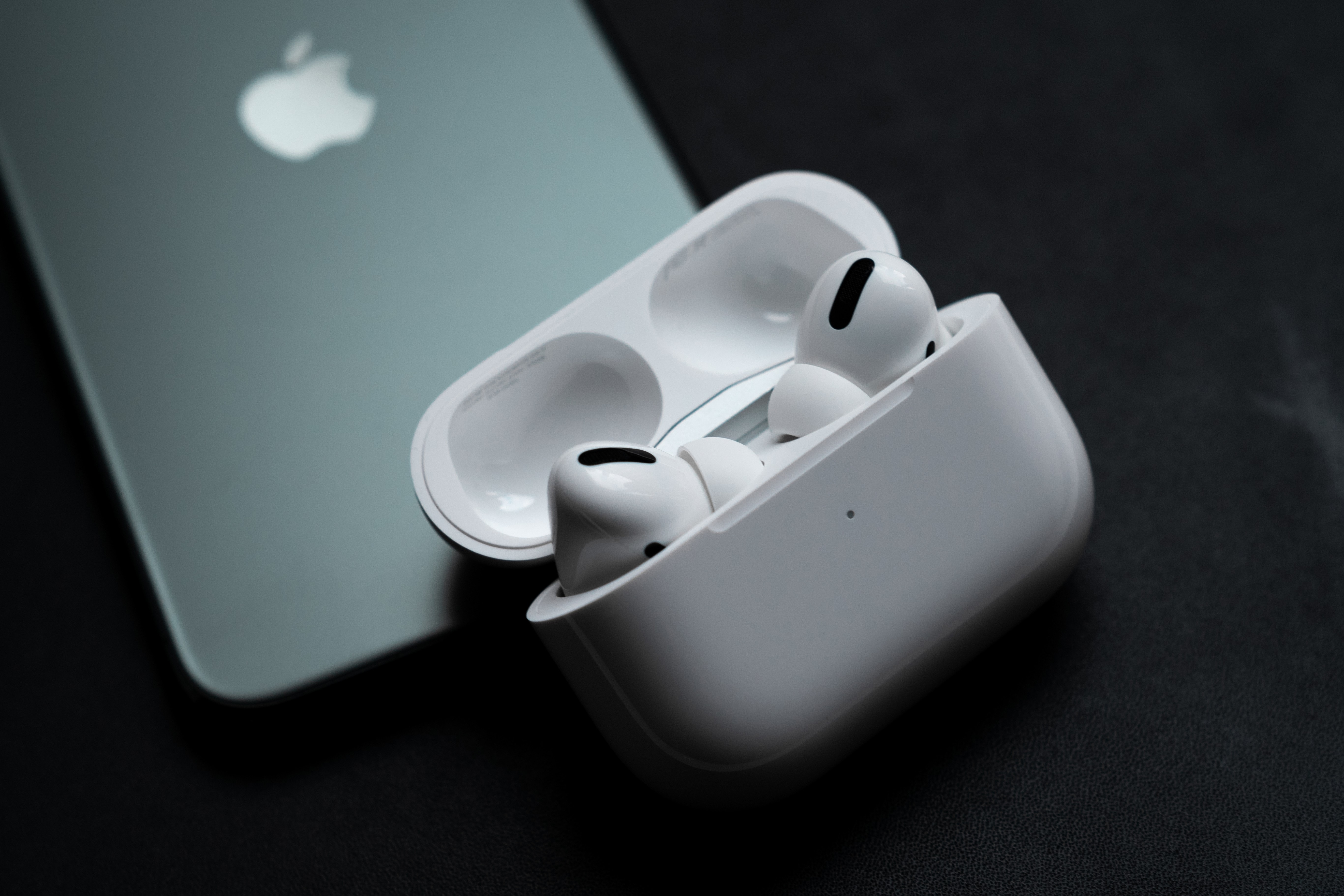 輕量進化？！消息指 Apple 正在開發「AirPods Pro Lite」版本耳機