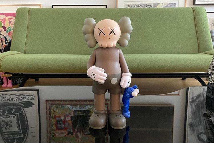 一波新作!KAWS 搶先曝光新一枚「SHARE」Companion 搪膠模型