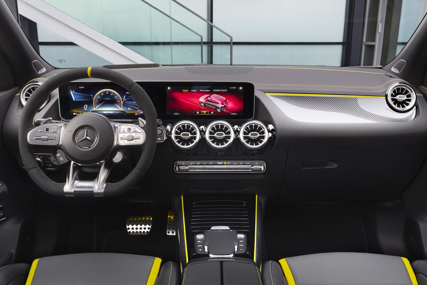 Mercedes-AMG 2021 年樣式 GLA 45 即將登場