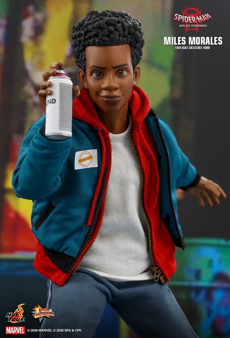 Hot Toys 推出《蜘蛛俠：跳入蜘蛛宇宙》主角 Miles Morales 1：6 尺寸人偶