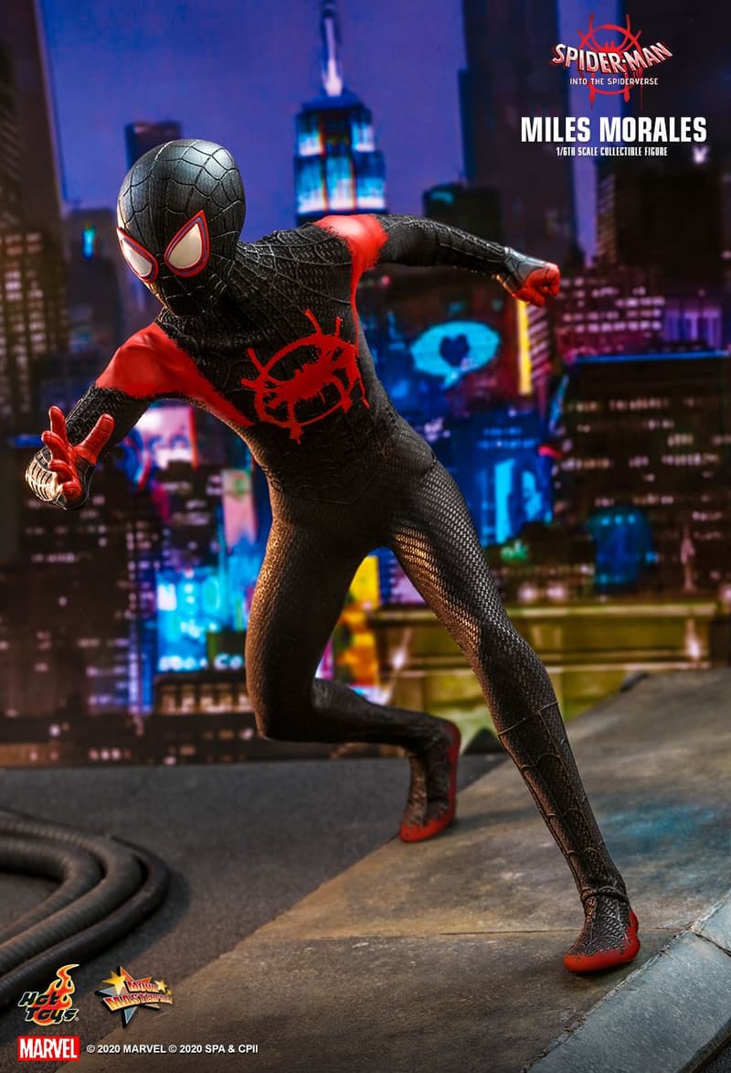 Hot Toys 推出《蜘蛛俠:跳入蜘蛛宇宙》主角 Miles Morales 1:6 尺寸人偶