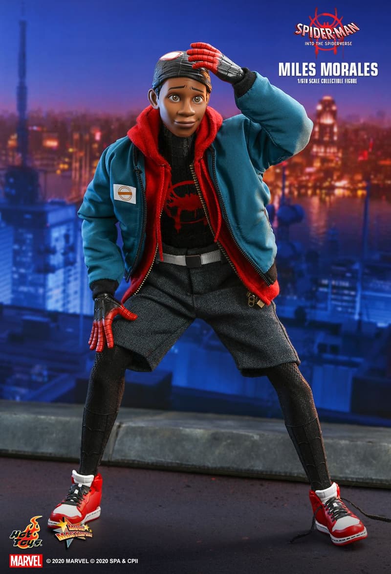 Hot Toys 推出《蜘蛛俠：跳入蜘蛛宇宙》主角 Miles Morales 1：6 尺寸人偶