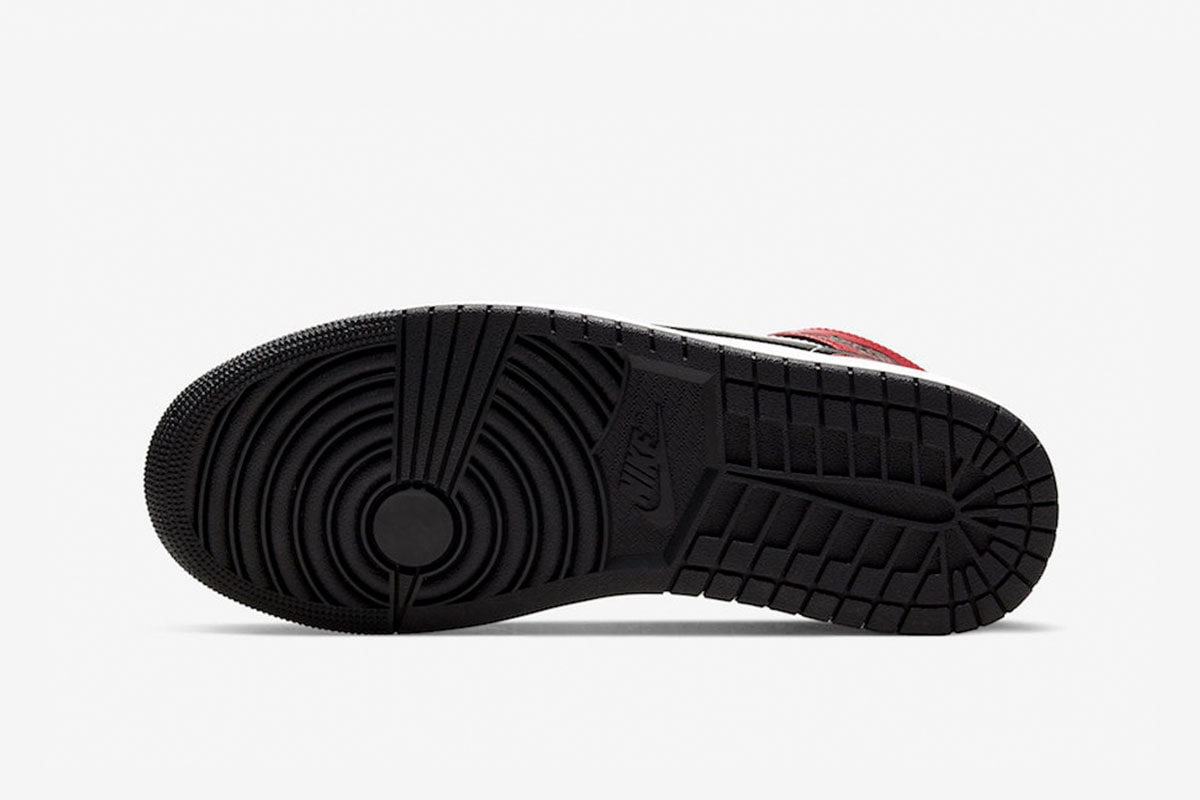 經典拼合－Air Jordan 1 Mid 推出全新「Chicago Black Toe」配色