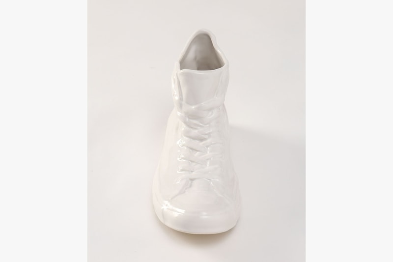 鞋の花藝－Converse Tokyo x Ceramic Japan x .blink 推出全白色 All Star 花瓶