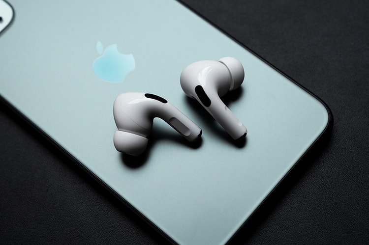 消息稱 Apple 全新版本 AirPods 或將會於五月份發佈
