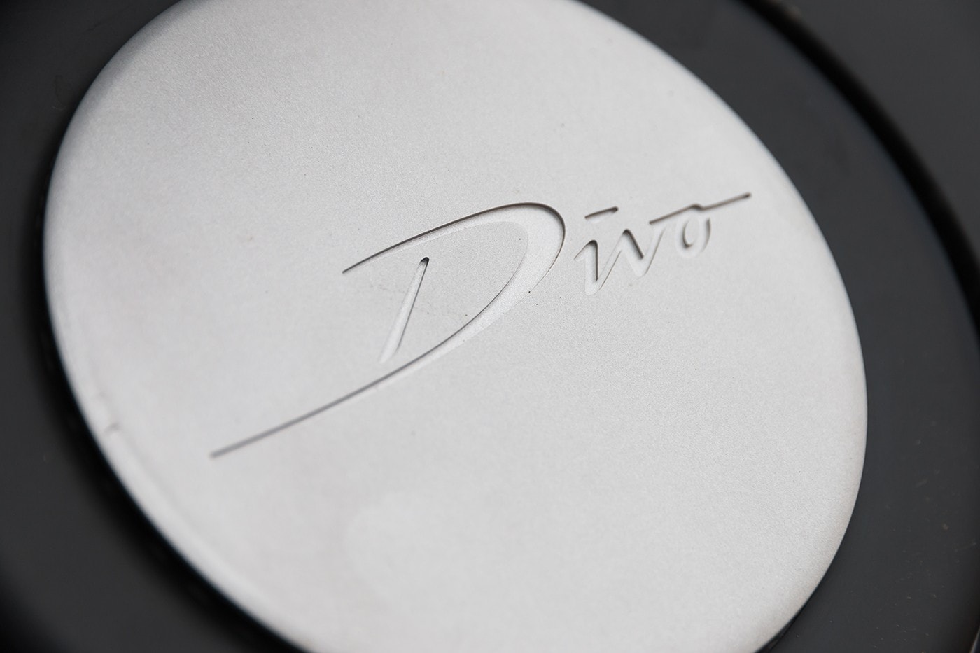 Bugatti 全新超跑 Divo 正式交付