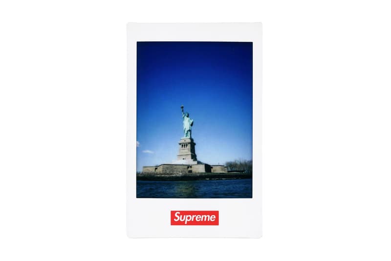 即影即有！Supreme x Fujifilm Instax® Mini 相紙本週正式上架