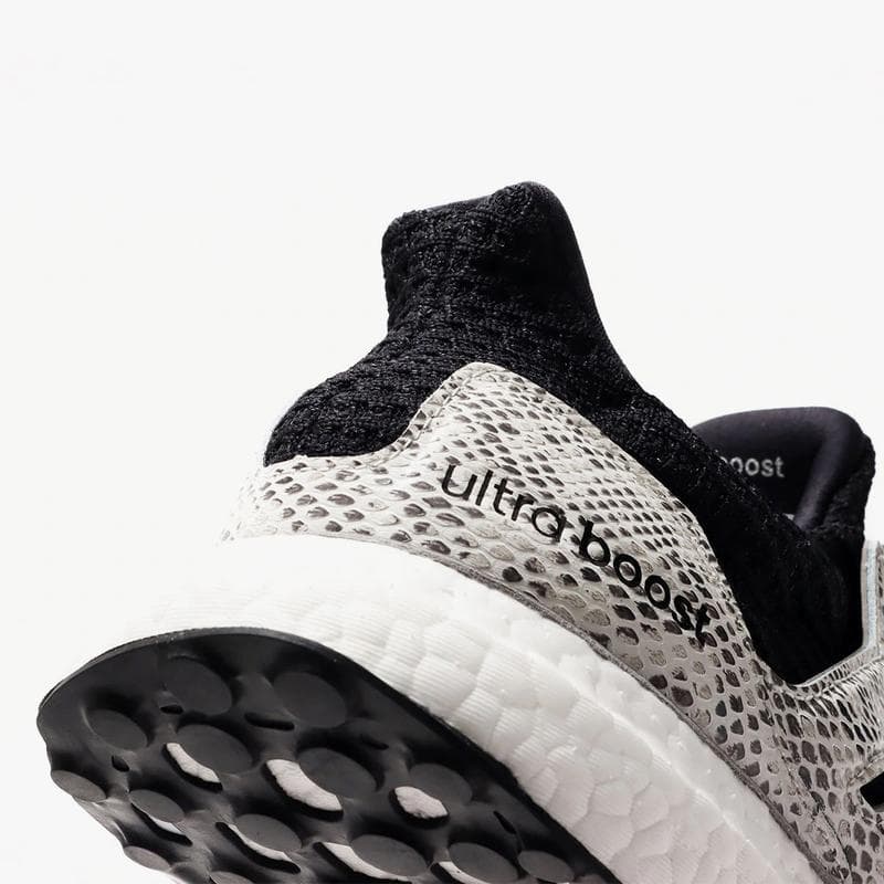 adidas 經典 UltraBOOST 鞋款推出全新「Snakeskin」配色