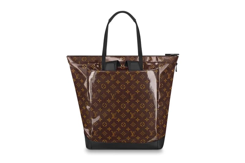 Louis Vuitton 推出高光澤 Monogram Glaze 拉链 Tote 袋包