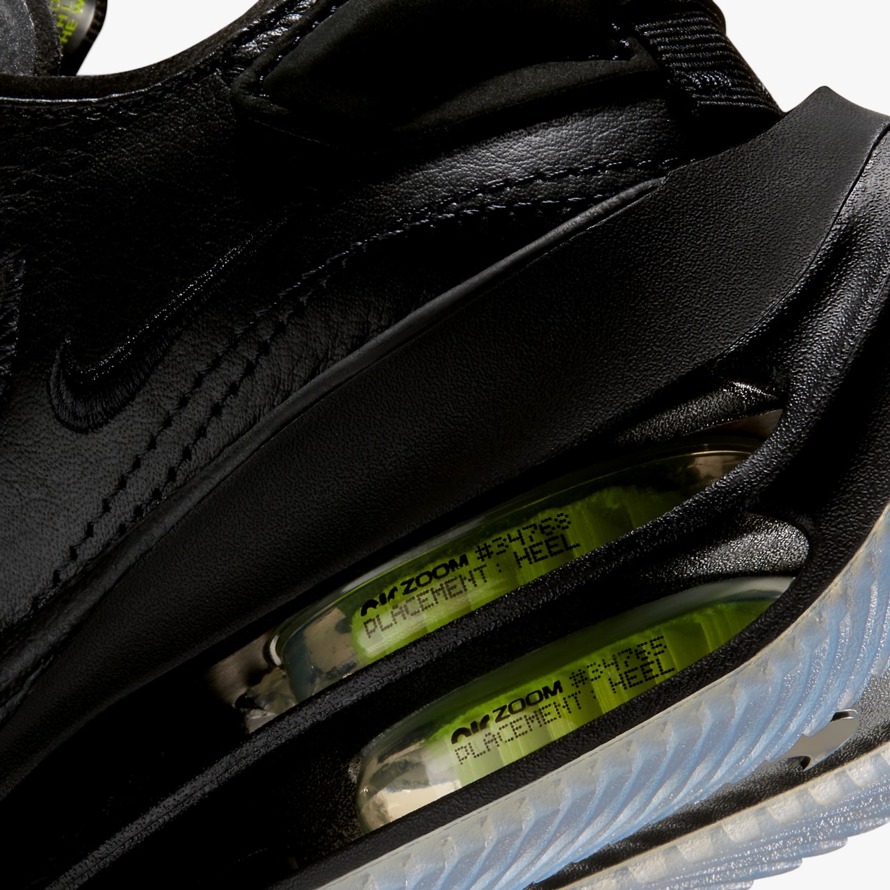 Nike Zoom Double Stacked 推出全新黑魂「Black/Volt」配色