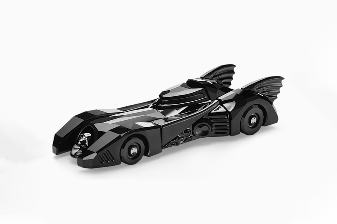 Swarovski 打造真正黑色水晶切割 Batmobile