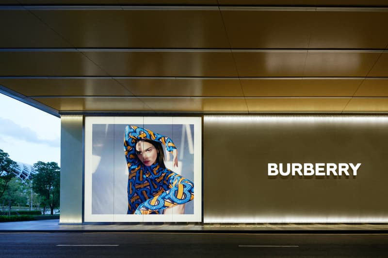 Burberry 携手腾讯于深圳开设全新门店「Burberry 空 · 间」