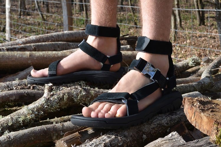 Opening Ceremony x Teva 推出羅馬涼鞋變種版 Hurricane XLT2