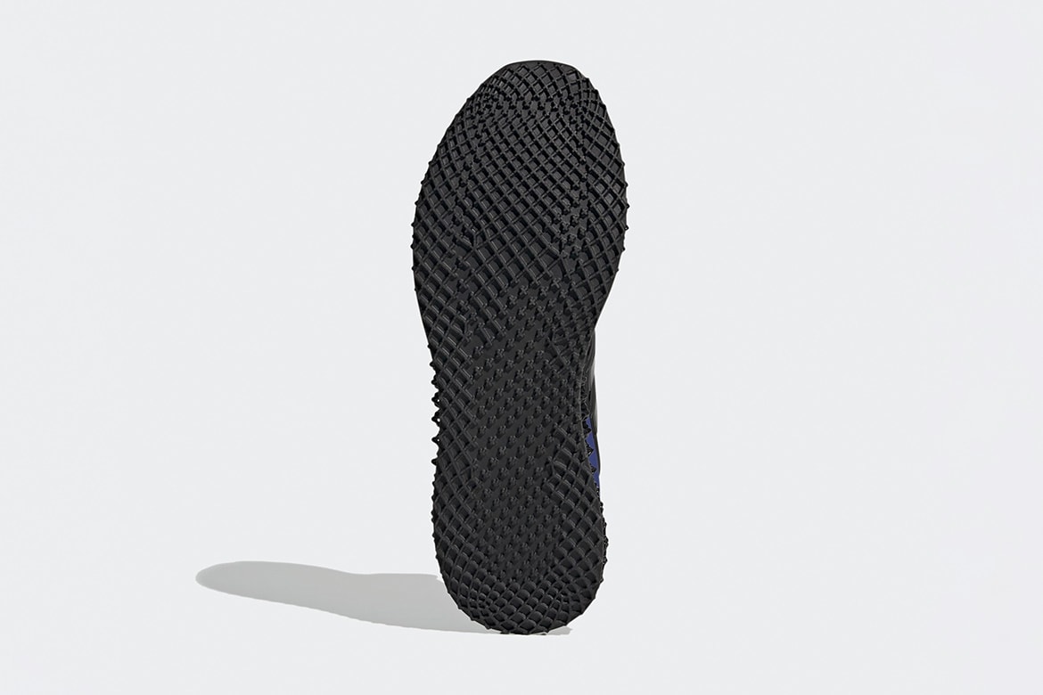 率先近賞 adidas 混種跑鞋 Ultra 4D 黑紫配色清晰官方圖輯