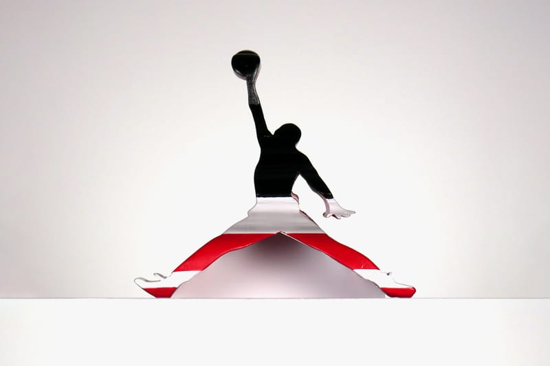 Michael Murphy 推出首個 Jordan Brand 主題雕塑