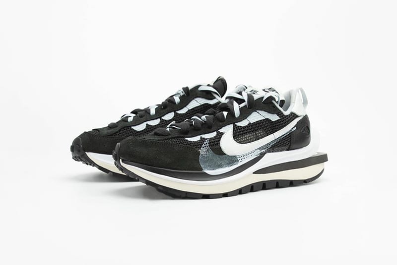 近賞 sacai x Nike Vaporwaffle 黑白配色清晰細節圖輯