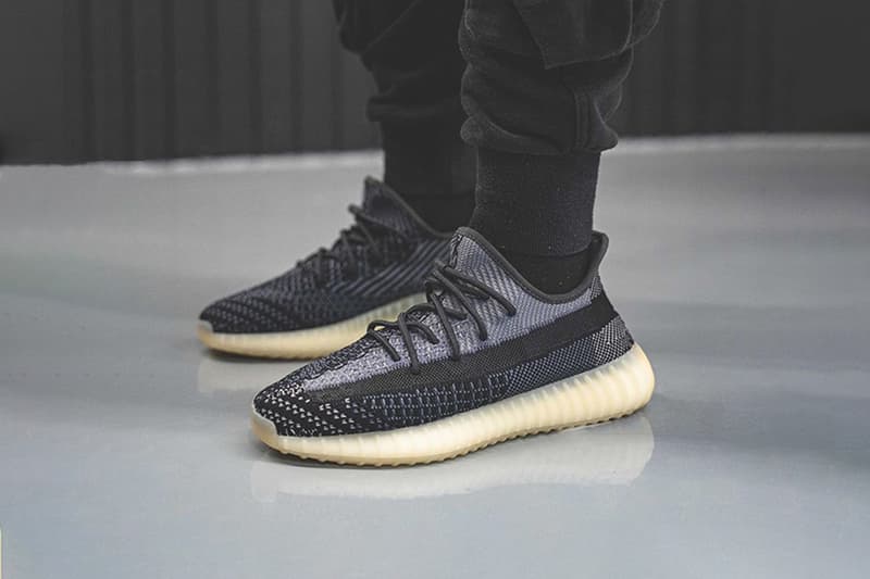 YEEZY BOOST 350 V2 最新配色「Carbon」發售日期曝光