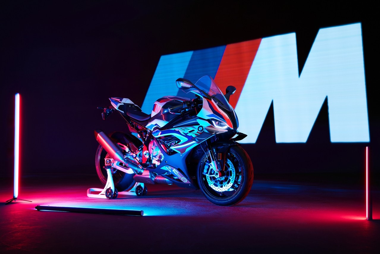 BMW Motorrad 正式發表首款 M 系車型 M 1000 RR