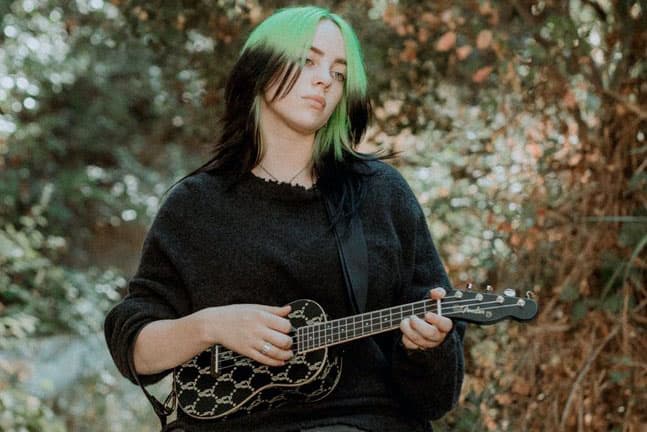 Fender 携手 Billie Eilish 打造全新 Artist Signature 系列 Ukulele