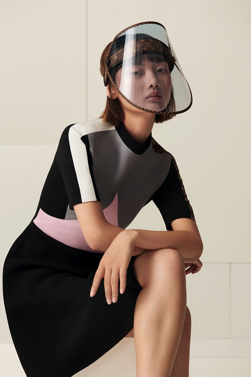 Louis Vuitton 推出全新經典印花透明面罩