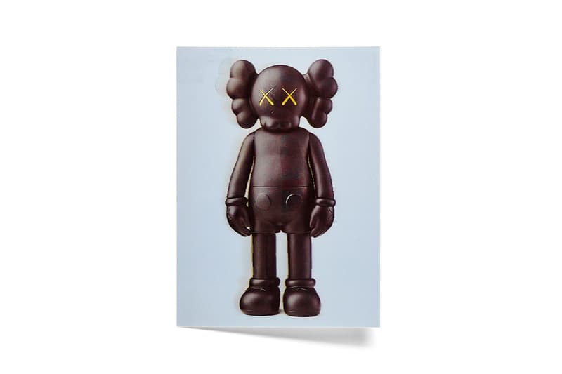 MoMA Design Store 推出全新 KAWS 周邊系列