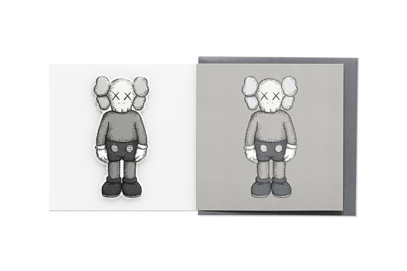 MoMA Design Store 推出全新 KAWS 周邊系列