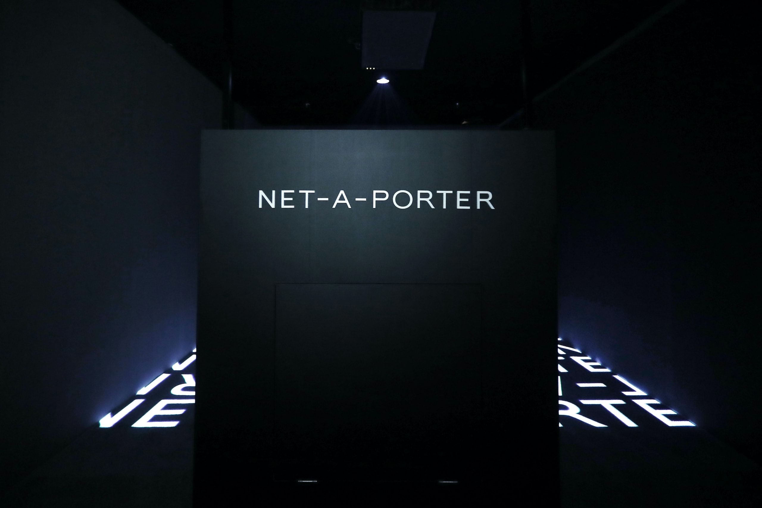 NET-A-PORTER 於上海打造中国首个线下限时体验空间