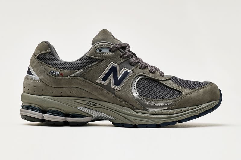 New Balance 經典型號 2002 回歸復刻兩大配色「Grey」&「Black」