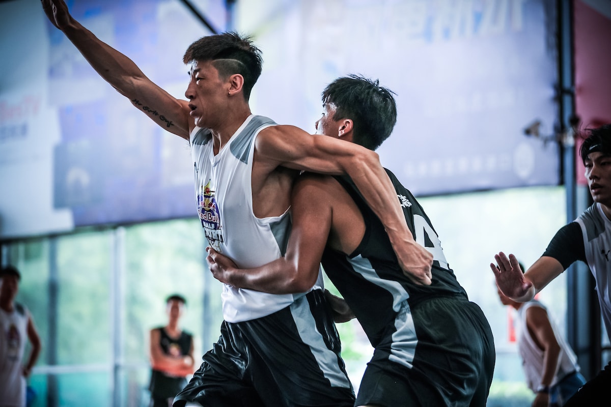 奥地利红牛国际三人街头篮球赛首届中国冠军诞生