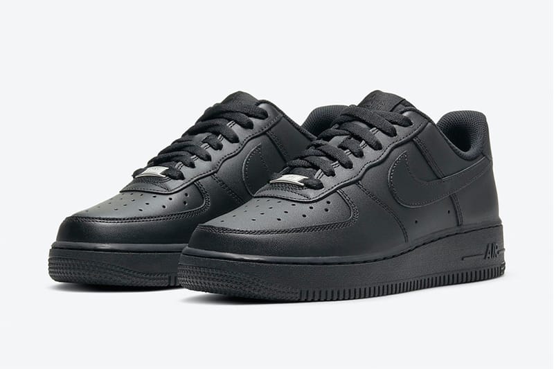 Nike Air Force 1 經典「Triple Black」配色回歸
