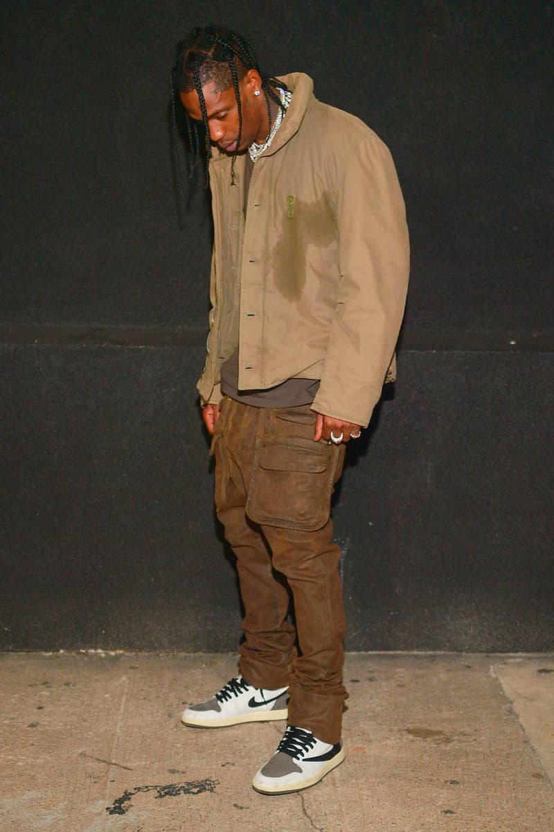 Travis Scott 親自著用與 Jordan Brand 全新聯乘鞋款 Air Jordan 1 High「Reverse」