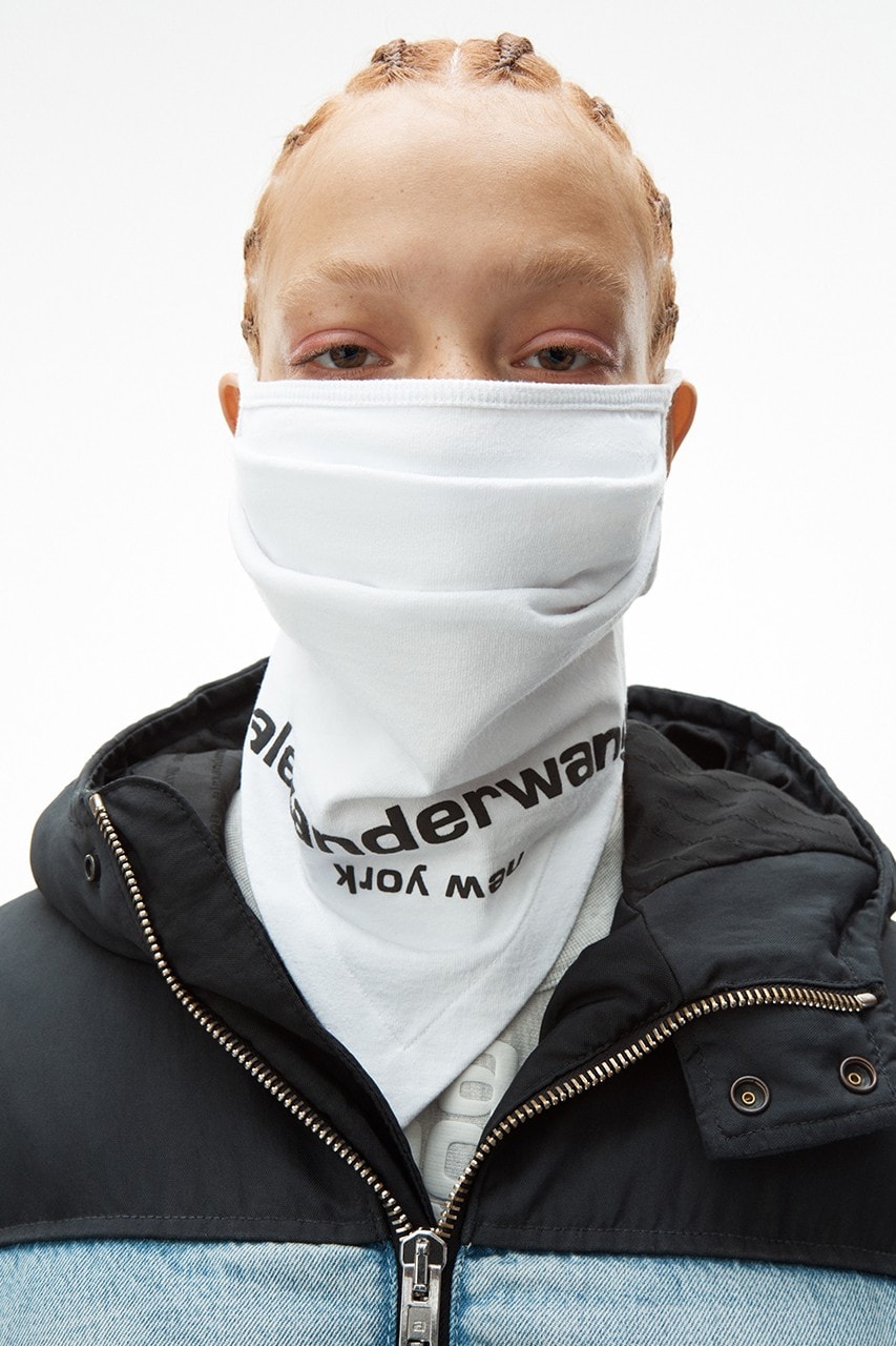 alexanderwang 推出全新面罩系列配件