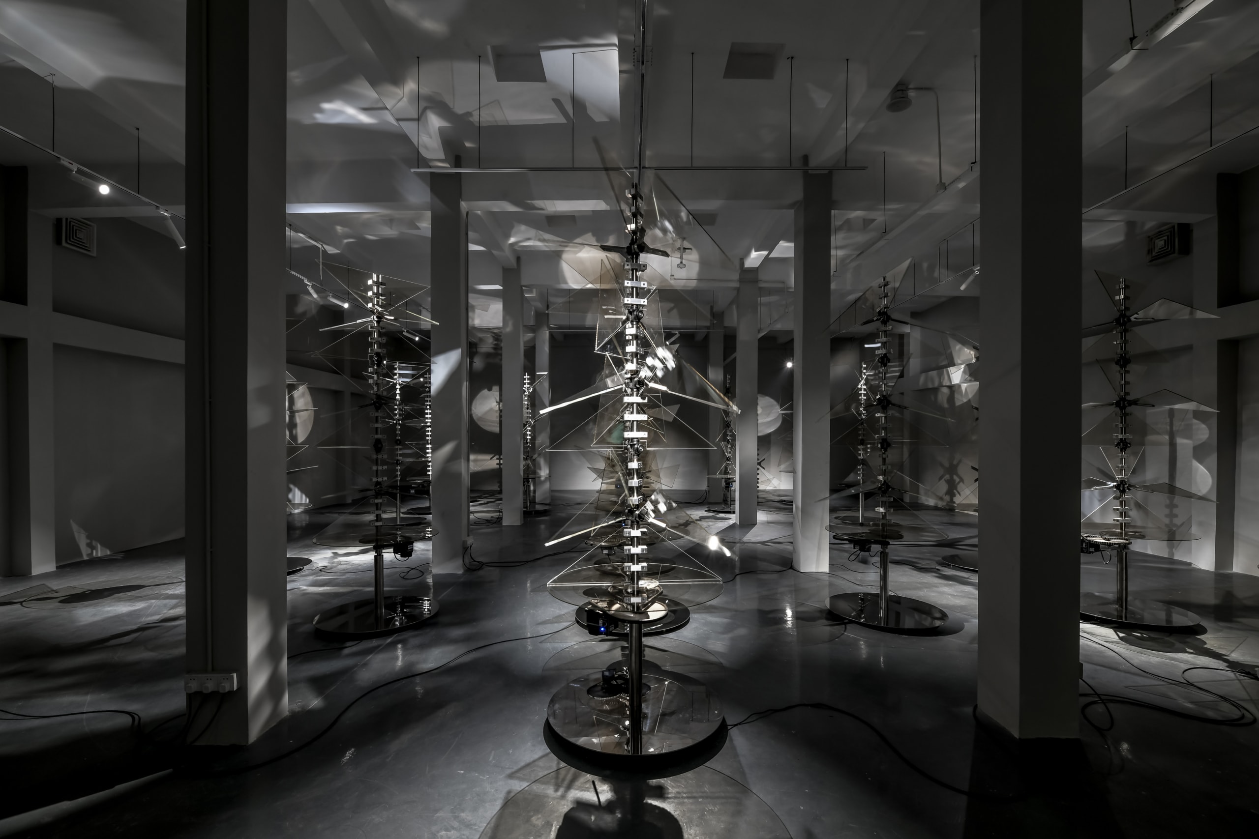 率先走进上海玻璃博物馆「退火」五周年特别大展「重置」