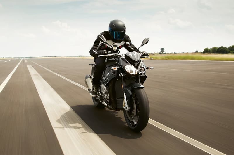 BMW Motorrad 發表 2021 年式樣 S 1000 R 車款