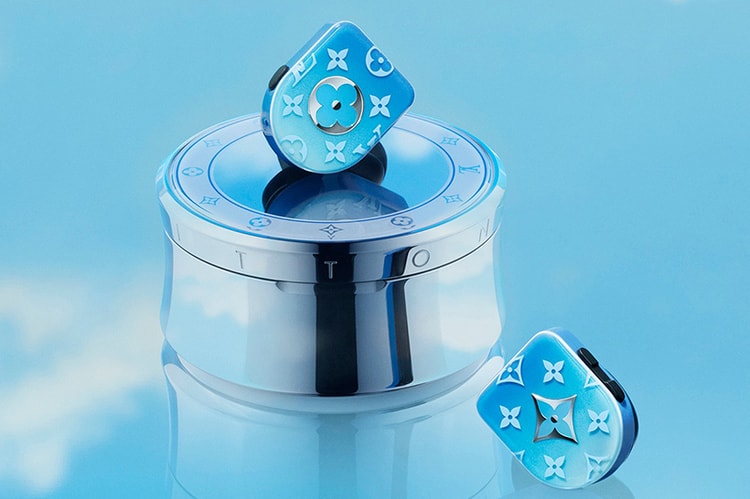 Louis Vuitton 推出全新「Gradient Blue」造型 Horizon 無線耳機