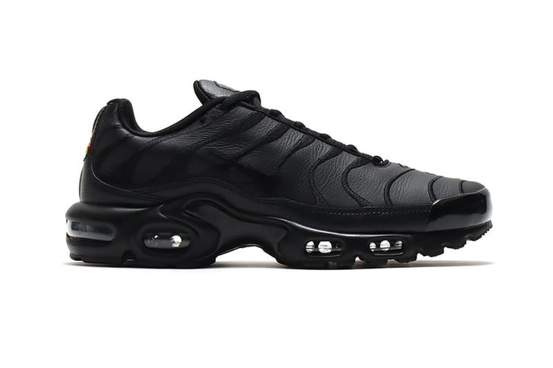 Nike Air Max Plus 推出全新皮革版本「Triple Black」配色