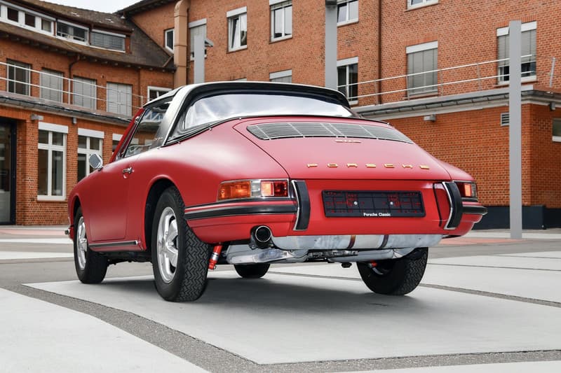 Porsche 官方完整修復 1967 年 911 S Targa 古董車