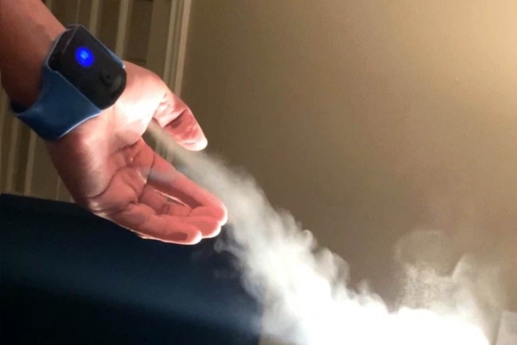 SprayCare 推出全新消毒噴霧式手環