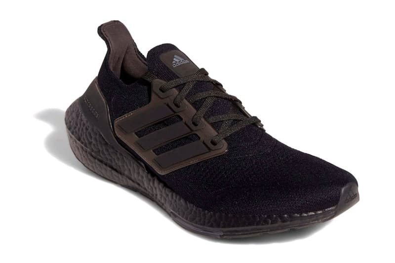 adidas 正式發表 UltraBOOST 2021 全新配色「Triple Black」