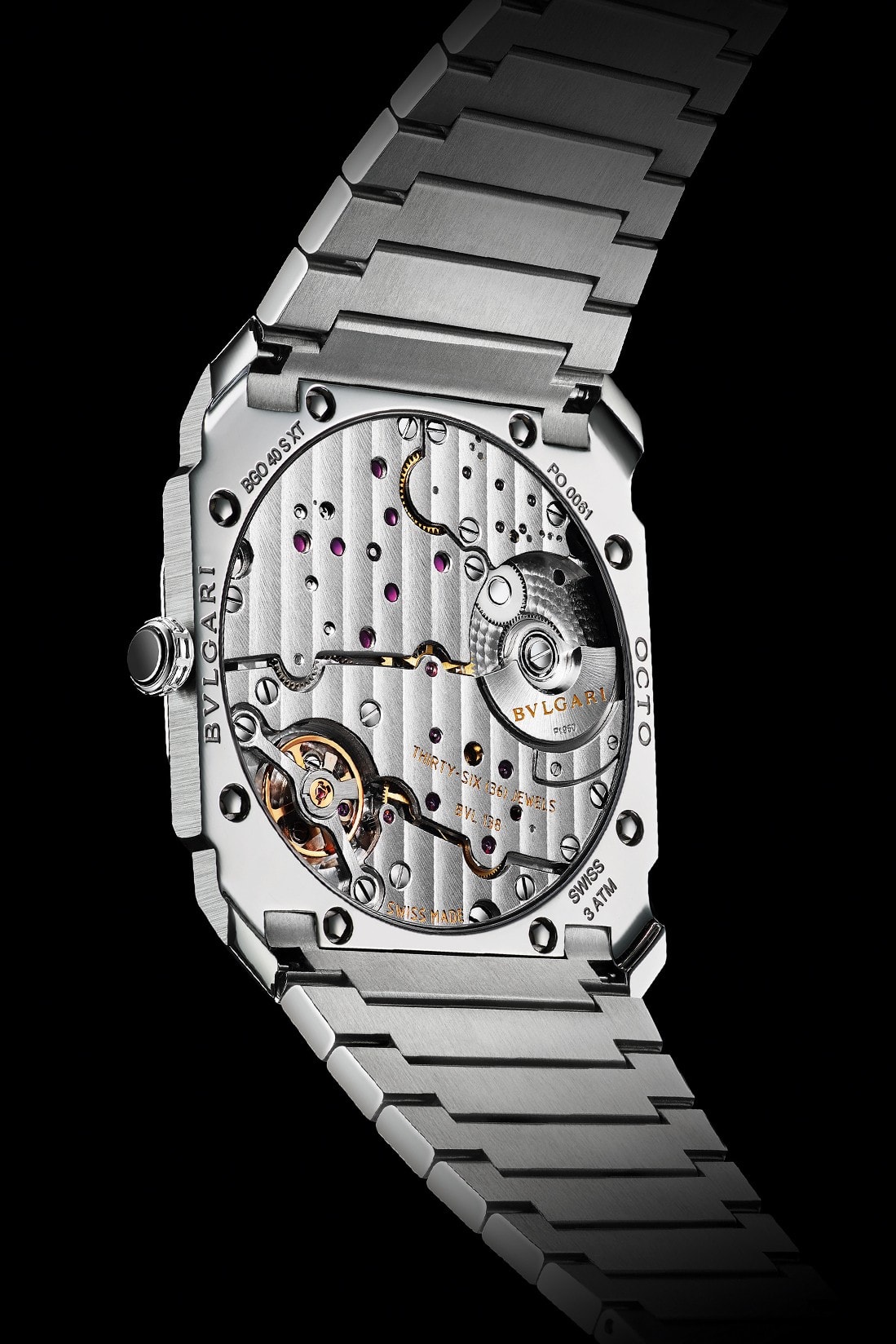 BVLGARI 發表全新 Octo Finissimo S 精鋼鍍銀錶款