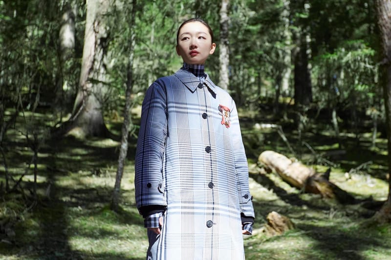 Burberry 发布 2021 新禧贺岁微电影《心春由你》