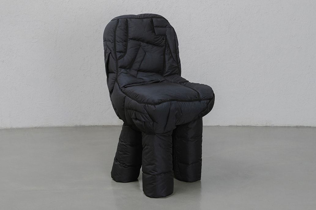 Shirter 推出羽絨裝製成坐椅