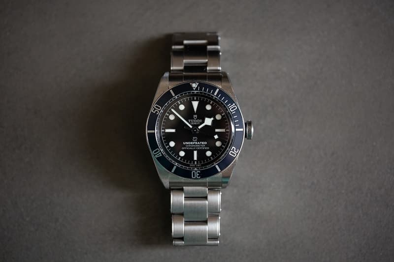 Tudor 攜手 UNDEFEATED 打造全新聯乘 Black Bay 腕錶