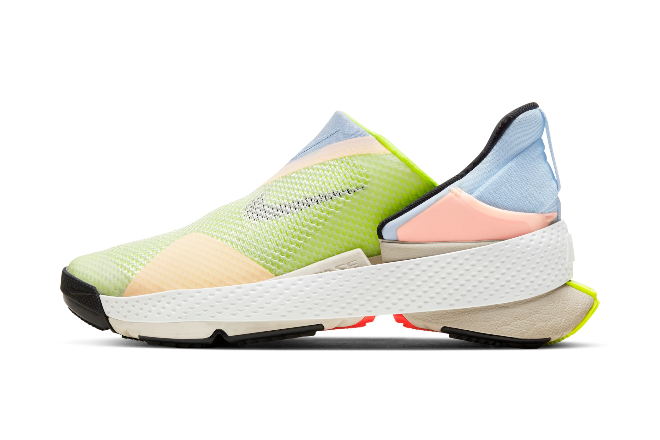 Nike 创新鞋款 GO FlyEase 正式登场