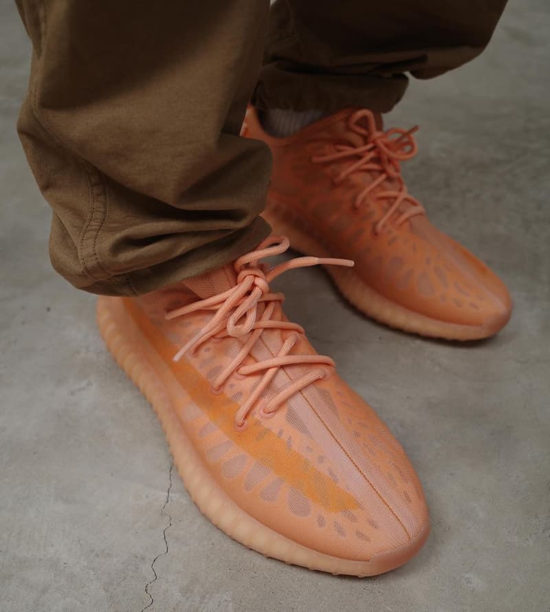 率先近賞 YEEZY BOOST 350 V2 全新配色「Mono Clay」