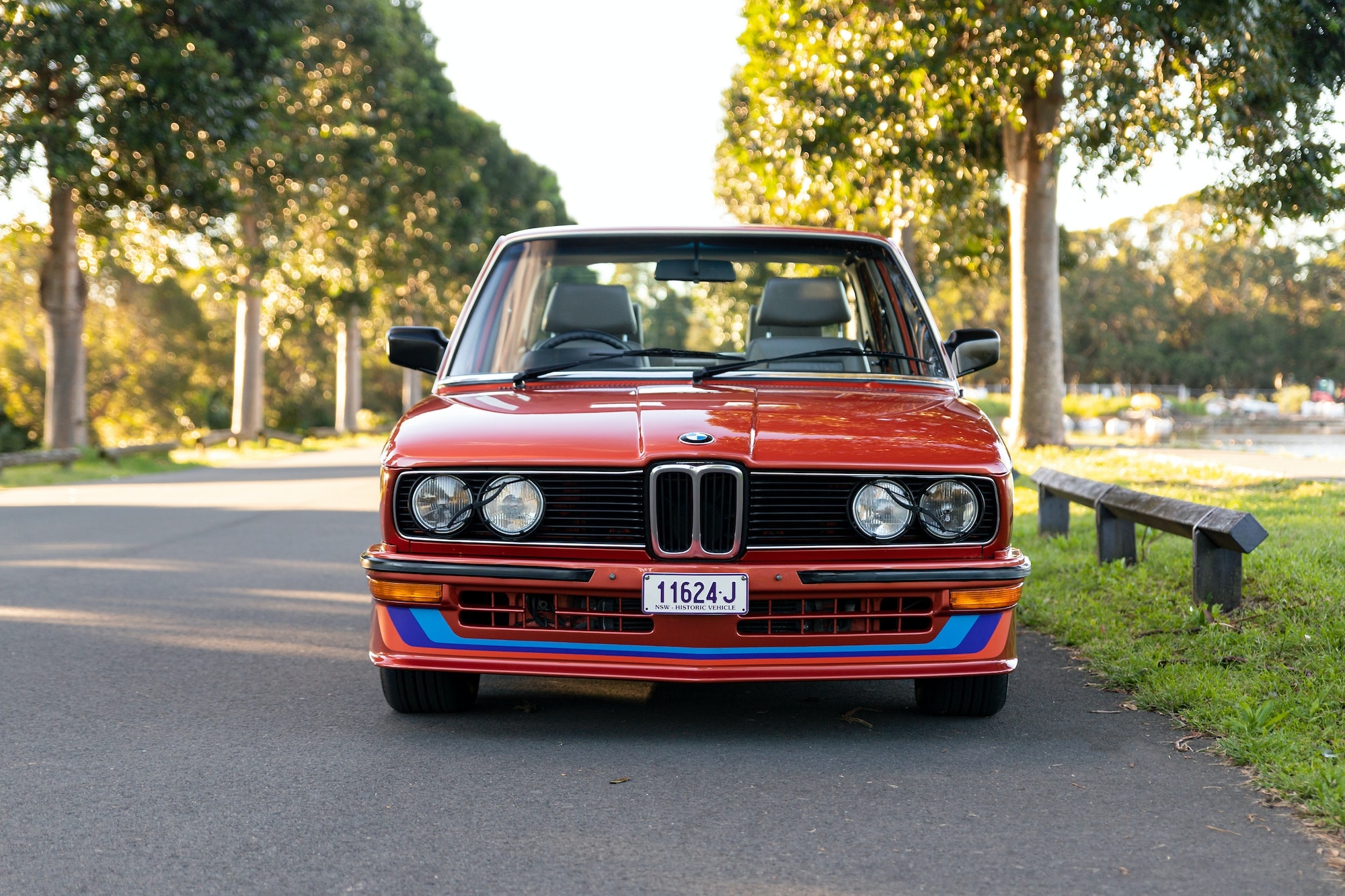 稀有 1981 年式樣 BMW E12 M535i 車款展開拍賣