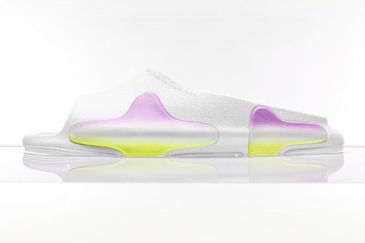 EQUALIZER OASIS 拖鞋推出全新白紫绿限定配色