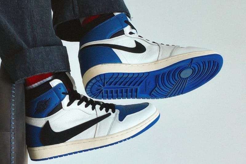 Travis Scott x fragment x Air Jordan 1 High OG 三方聯乘大作｢Military Blue」實著圖輯