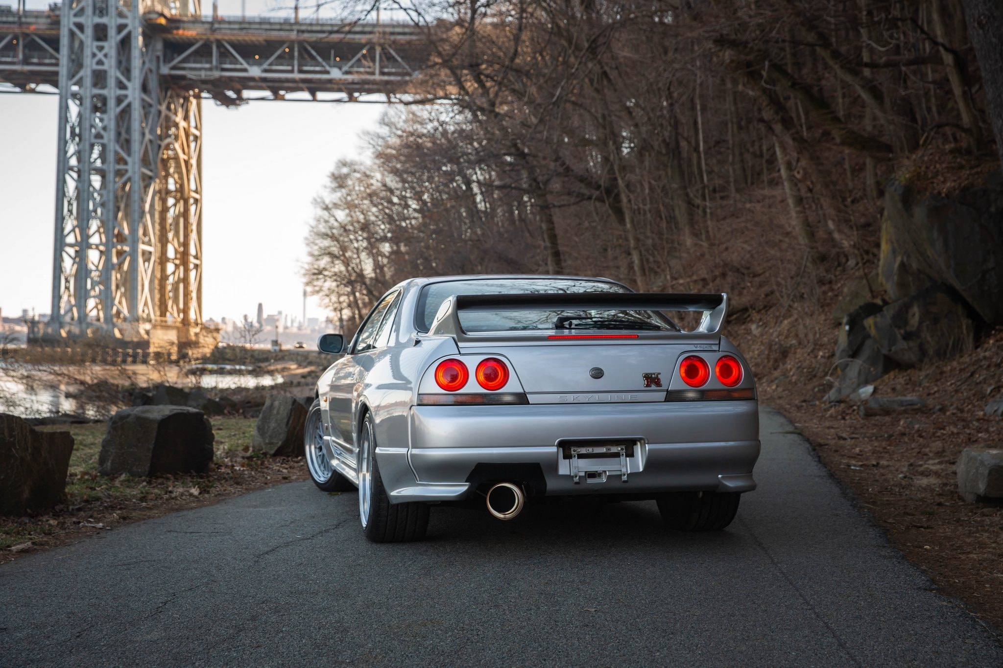 稀有 1995 年 Nissan Skyline GT-R V-Spec R33「東瀛戰神」展開拍賣